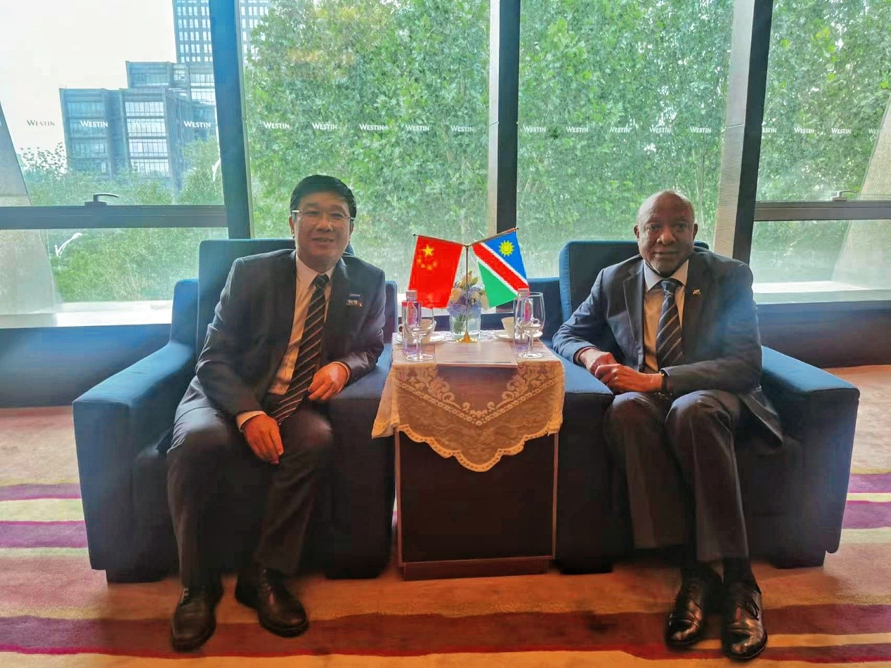 中非合作论坛期间KY开元电竞 董事长王平卫拜会三国总统